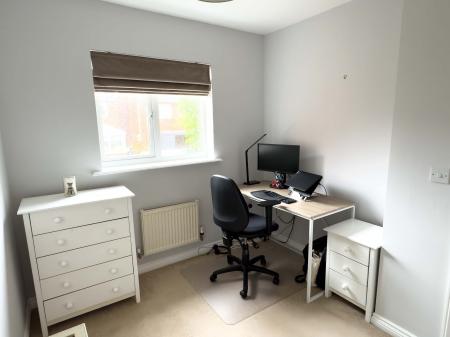 3 bedroom Detached house for sale in Mason Crescent, Swadlincote, Derbyshire, DE11