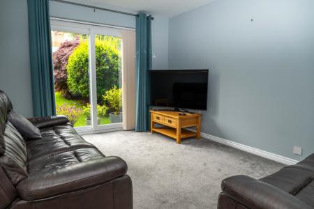 3 bedroom Detached house for sale in Mason Crescent, Swadlincote, Derbyshire, DE11