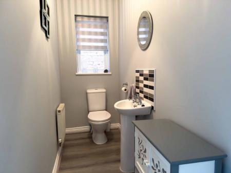 3 bedroom Detached house for sale in Mason Crescent, Swadlincote, Derbyshire, DE11