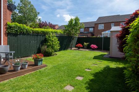 3 bedroom Detached house for sale in Mason Crescent, Swadlincote, Derbyshire, DE11