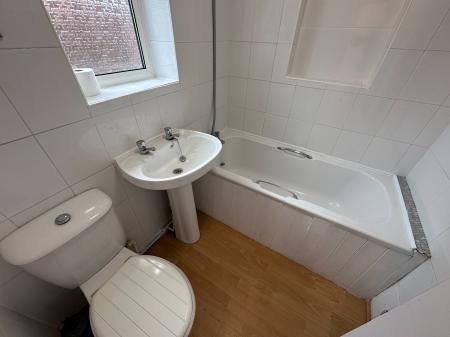 1 bedroom Maisonette for sale in Bradshaw Meadow, Hatton, Derby, DE65