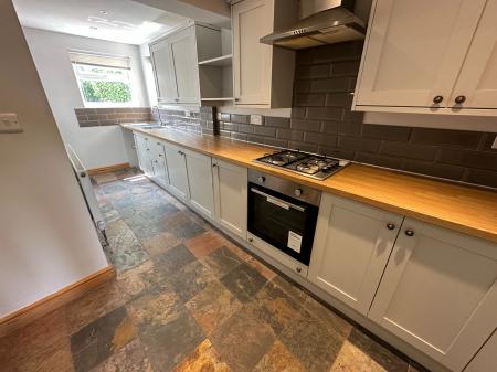 2 bedroom Cottage for sale in Nelson Street, Winshill, Burton-on-Trent, DE15
