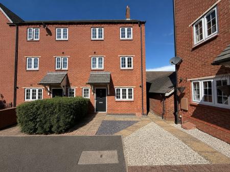 Salford Way, Church Gresley, Swadlincote, DE11