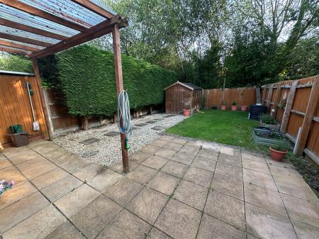 2 bedroom Semi-detached house for sale in Rowley Close, Swadlincote, Derbyshire, DE11