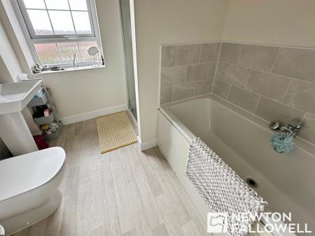 4 bedroom Detached house for sale in Hargate Lane, Newton Solney, Burton-on-Trent, DE15