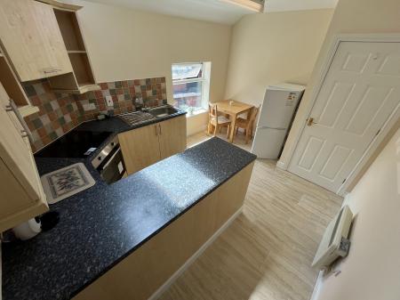 1 bedroom Flat to let in Derby Street, Burton-On-Trent, DE14