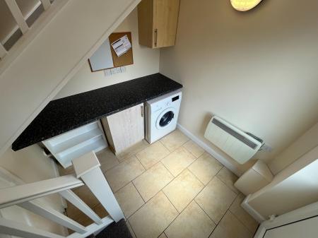 1 bedroom Flat to let in Derby Street, Burton-On-Trent, DE14