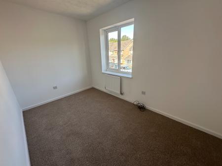 2 bedroom Semi-detached house for sale in Weston Park Ave, Stretton, Burton-on-Trent, DE14