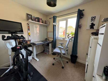 3 bedroom Semi-detached house for sale in Upton Drive, Stretton, Burton-on-Trent, DE14
