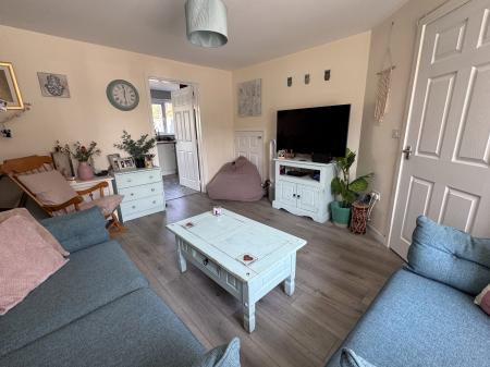 3 bedroom Semi-detached house for sale in Upton Drive, Stretton, Burton-on-Trent, DE14