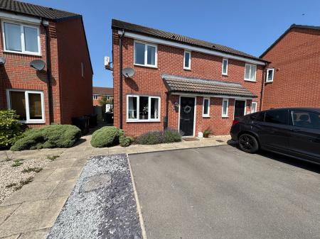 Upton Drive, Stretton, Burton-on-Trent, DE14