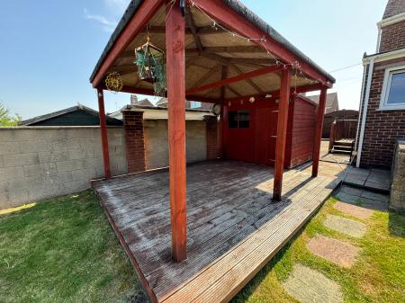 3 bedroom Semi-detached house for sale in Leawood Road, Midway, Swadlincote, Derbyshire, DE11