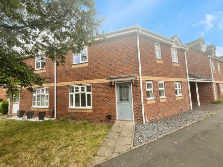 3 bedroom Town house for sale in Black Eagle Court, Burton-on-Trent, DE14