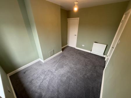 2 bedroom Terraced House to let in All Saints Road, Burton-On-Trent, DE14