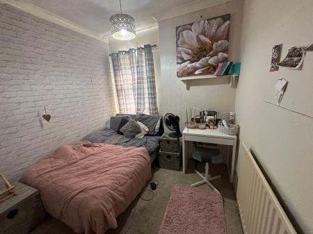 4 bedroom Semi-detached house for sale in Belvedere Road, Burton-on-Trent, DE13