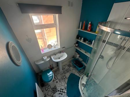 4 bedroom Semi-detached house for sale in Belvedere Road, Burton-on-Trent, DE13