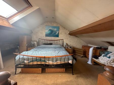 4 bedroom Semi-detached house for sale in Belvedere Road, Burton-on-Trent, DE13