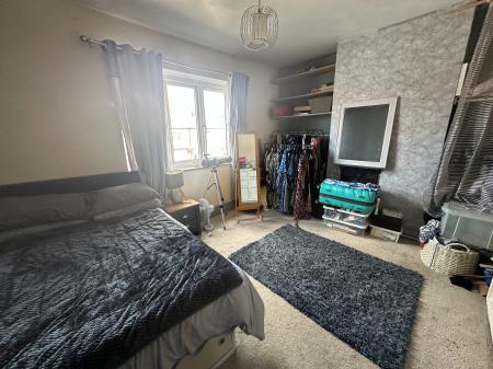 4 bedroom Semi-detached house for sale in Belvedere Road, Burton-on-Trent, DE13