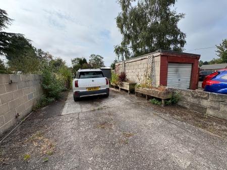 2 bedroom Terraced House for sale in Linton Heath, Linton, Swadlincote, Derbyshire, DE12