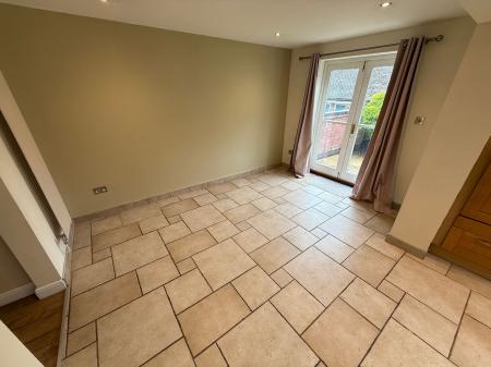 5 bedroom Detached house to let in Shakespeare Meadows, Repton, DE65