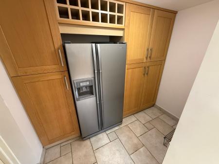5 bedroom Detached house to let in Shakespeare Meadows, Repton, DE65