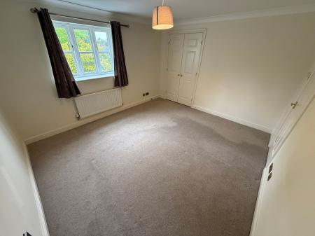 5 bedroom Detached house to let in Shakespeare Meadows, Repton, DE65