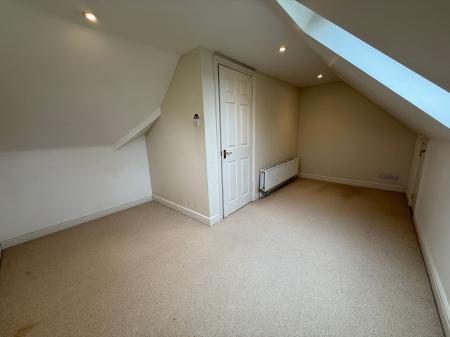 5 bedroom Detached house to let in Shakespeare Meadows, Repton, DE65