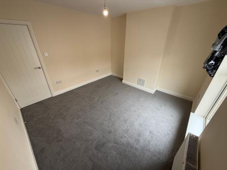 2 bedroom Terraced House to let in All Saints Road, Burton-On-Trent, DE14
