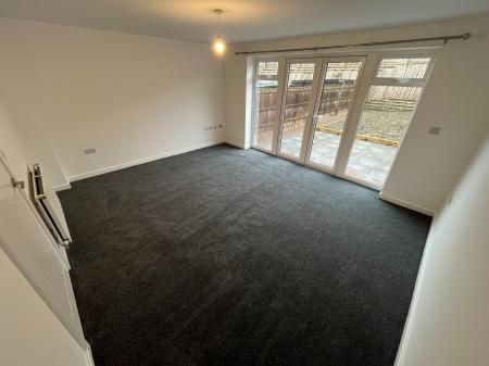 3 bedroom Terraced House to let in King Lane, Burton-On-Trent, DE13