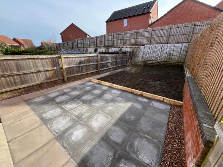3 bedroom Terraced House to let in King Lane, Burton-On-Trent, DE13