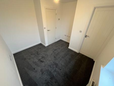 3 bedroom Terraced House to let in King Lane, Burton-On-Trent, DE13