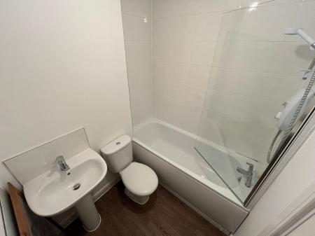 3 bedroom Terraced House to let in King Lane, Burton-On-Trent, DE13