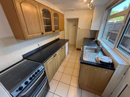 3 bedroom Terraced House to let in Spring Terrace Road, Burton-On-Trent, DE15