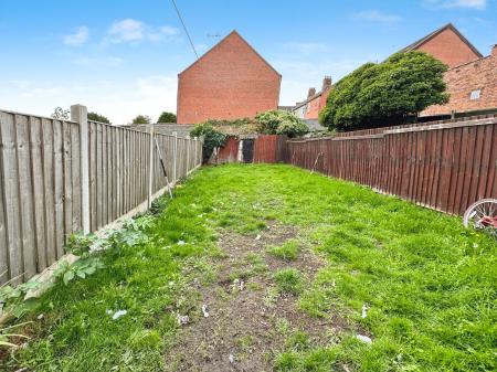 3 bedroom Semi-detached house for sale in Burton Road, Woodville, DE11