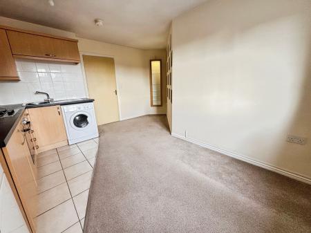 1 bedroom Flat for sale in Anglesey Road, Burton-On-Trent, DE14