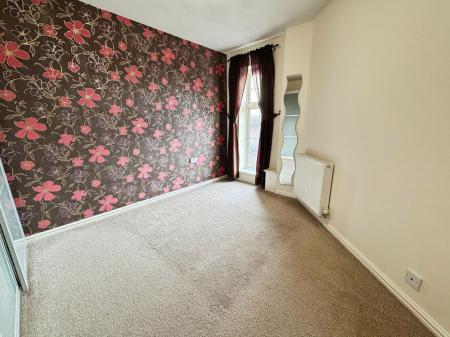1 bedroom Flat for sale in Anglesey Road, Burton-On-Trent, DE14