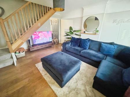 3 bedroom Semi-detached house for sale in Harwood Avenue, Branston, DE14