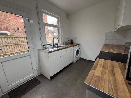 2 bedroom Semi-detached house for sale in Moira Road, Woodville, DE11