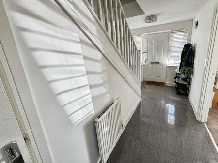 4 bedroom Detached house for sale in Bridgewater Road, Burton-On-Trent, DE14