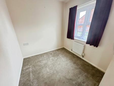 2 bedroom Terraced bungalow for sale in Chestnut Green, Church Gresley, DE11
