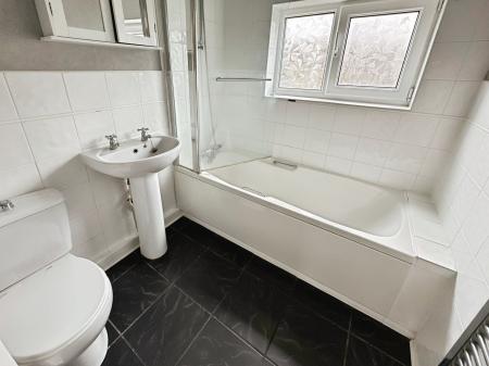 3 bedroom Semi-detached house for sale in Malvern Avenue, Burton-On-Trent, DE15