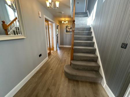 5 bedroom Detached house for sale in Sidings Drive, Drakelow, DE15
