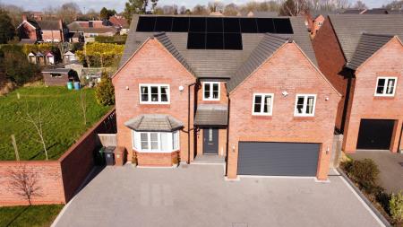 Sidings Drive, Drakelow, DE15