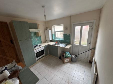 2 bedroom Terraced House for sale in Queen Street, Burton-On-Trent, DE14