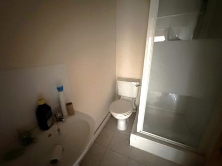 2 bedroom Terraced House for sale in Queen Street, Burton-On-Trent, DE14