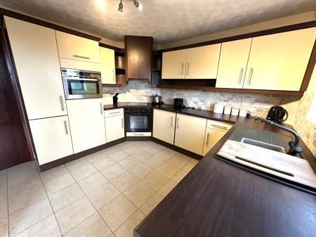4 bedroom Detached house for sale in Stubby Lane, Draycott-In-The-Clay, DE6