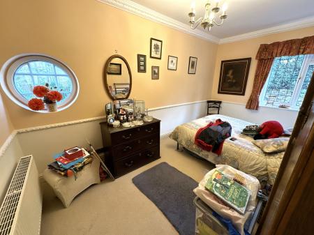 4 bedroom Detached bungalow for sale in Highfield Drive, Burton-On-Trent, DE15