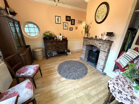 4 bedroom Detached bungalow for sale in Highfield Drive, Burton-On-Trent, DE15