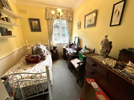 4 bedroom Detached bungalow for sale in Highfield Drive, Burton-On-Trent, DE15