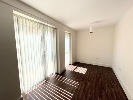 2 bedroom Flat for sale in Hall Farm Road, Oakland Village Hall Farm Road, DE11